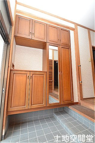 白野江貸家　の玄関