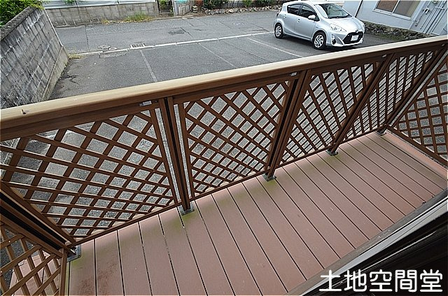 白野江貸家　のバルコニー