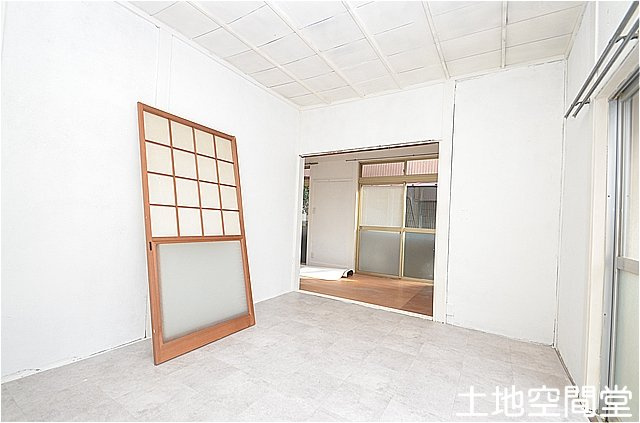 中の原1丁目　貸家の寝室