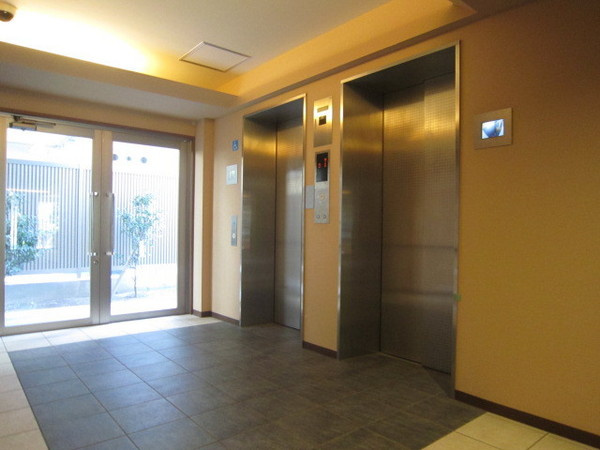 エルセレーノ住之江のロビー