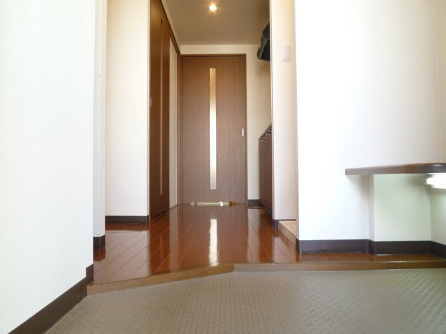 エルセレーノ住之江の玄関