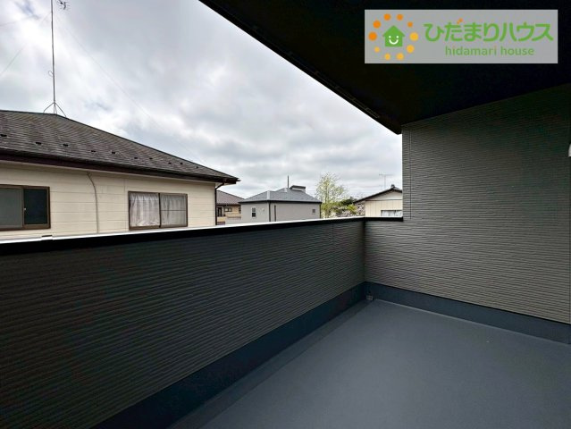 ひたちなか市高場6期　新築戸建　1号棟のバルコニー|広々としたバルコニー。お洗濯物もぜーんぶ干せちゃいます！！