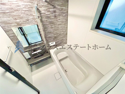 【浴室】 | 垂水区山手8丁目　新築戸建 | アクセント壁がおしゃれですね♪