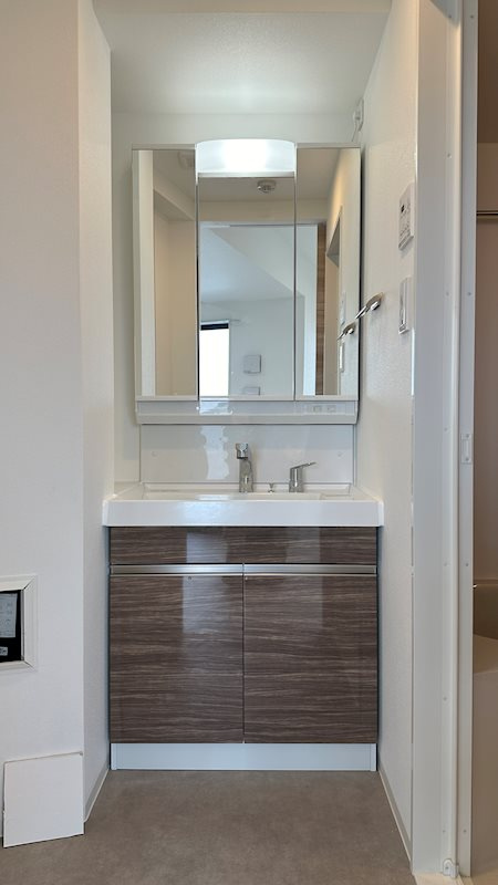 新品家具付きマンション和泉7(KaGood東京)の洗面所