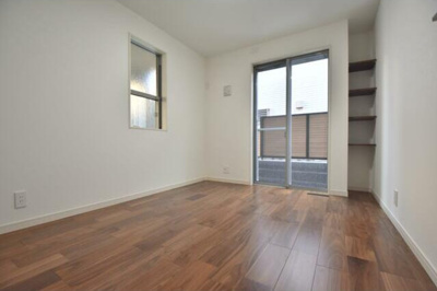 【洋室】 | 南台２丁目～LDK約２０.２帖・ルーフバルコニー付新築戸建～