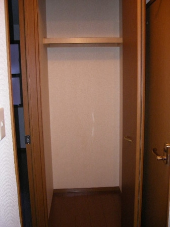 メルベーユ・ドミール　A棟の収納