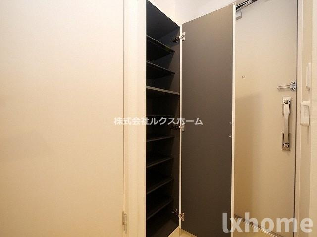 リブリ・昭和園の収納|ちょっとした収納スペースも充実しています