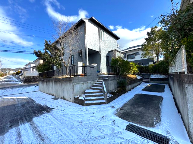 【前面道路含む現地写真】 | 中古戸建　福島市南向台1丁目　南向台小・渡利中