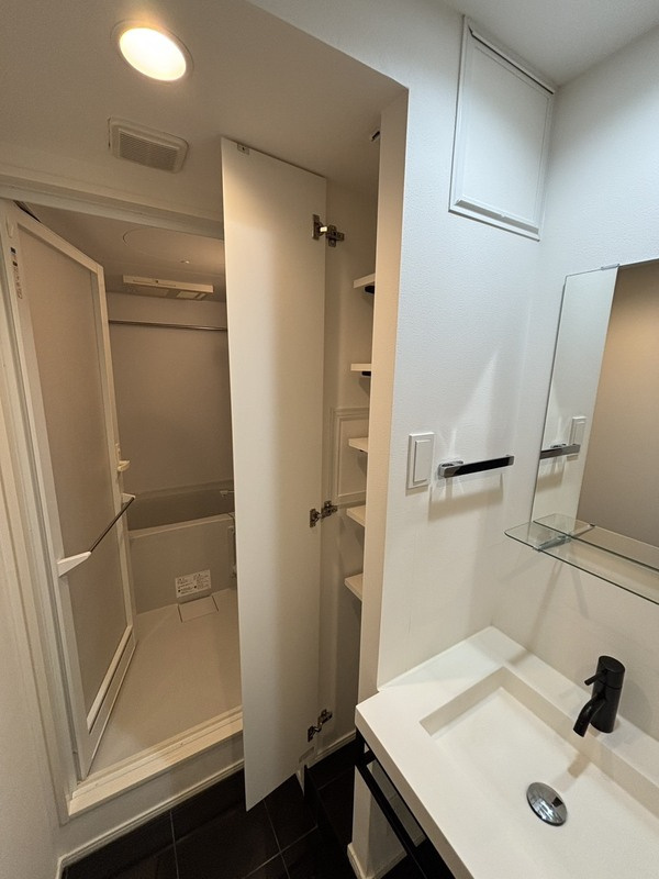 ReveResidence中野坂上の独立洗面台