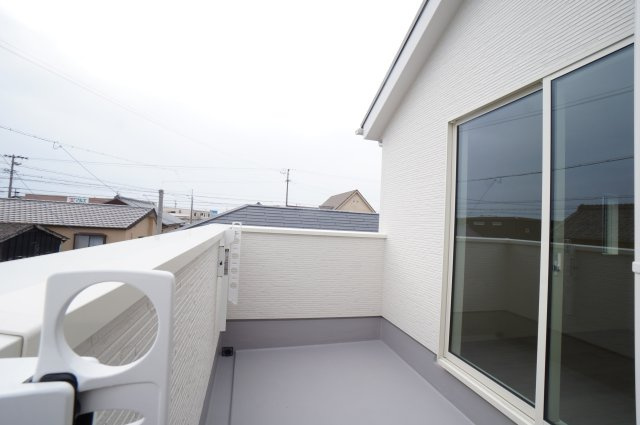 リナージュ美浜町奥田　6号棟のバルコニー|日当たり良好☆南側バルコニー