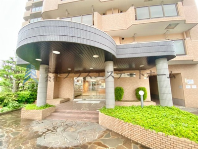 【浴室】 | エメラルドマンション東加古川 | 〇人気の角部屋物件です♪
●ペット飼育♪（規約による制限有）
〇南向きにつき採光良好のあたたかいお部屋です♪
●両面バルコニーにつき通風良好です♪
〇全居室収納♪