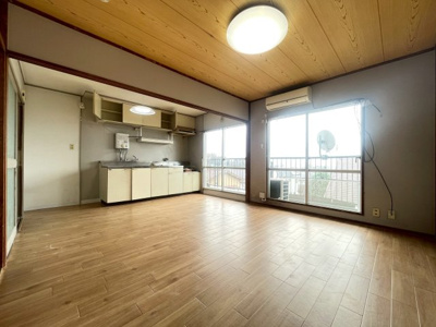 【居間・リビング】 | メゾン高槻1号棟