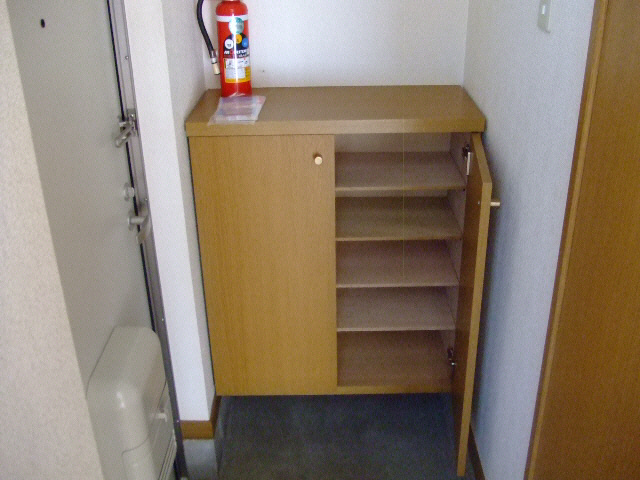 コーポクラークの玄関