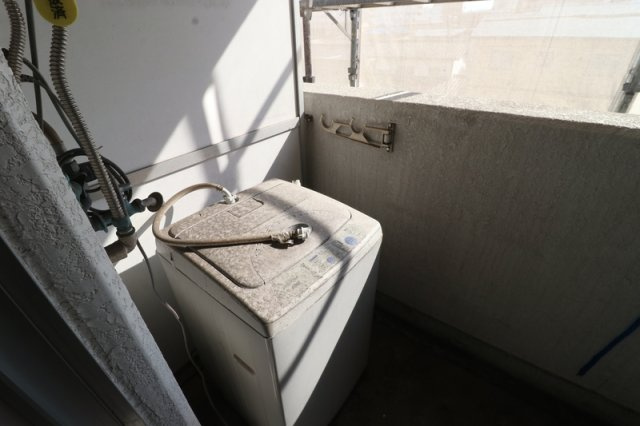 【バルコニー】 | 北九ビル | 落ち着いた時間を過ごせるバルコニーです