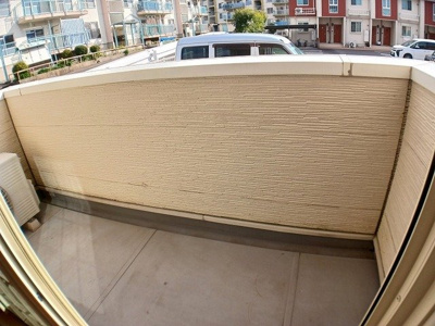 【バルコニー】 | フレシール小倉東Ｂ | 開放的で明るい空間を演出してくれるバルコニーです