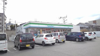【周辺】 | フレシール小倉東Ｂ | ファミリーマート小倉上富野店まで1700m