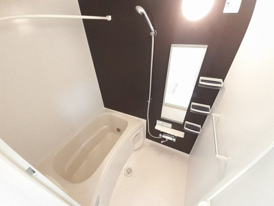 【浴室】 | エクスクルーシブⅣ | ◆不動産すまラボの新プラン◆入居時の費用負担が0円で入居可能♪お気軽にお尋ねください♪