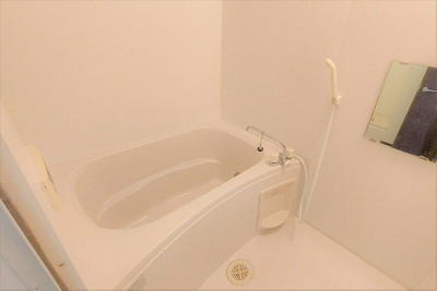 【浴室】 | レオネクストサンビレッジ | 日々の疲れを癒すお風呂付です