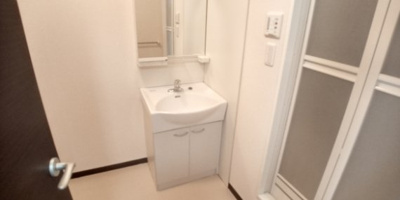 【内装】 | レオネクストサンビレッジ | 明るい色調の室内です