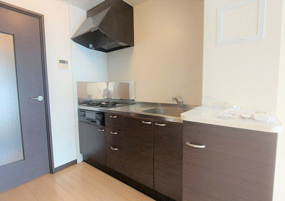 【キッチン】 | レオネクストサンビレッジ | 使いやすいキッチンです