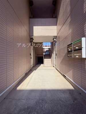 【エントランス】 | ラーク永田