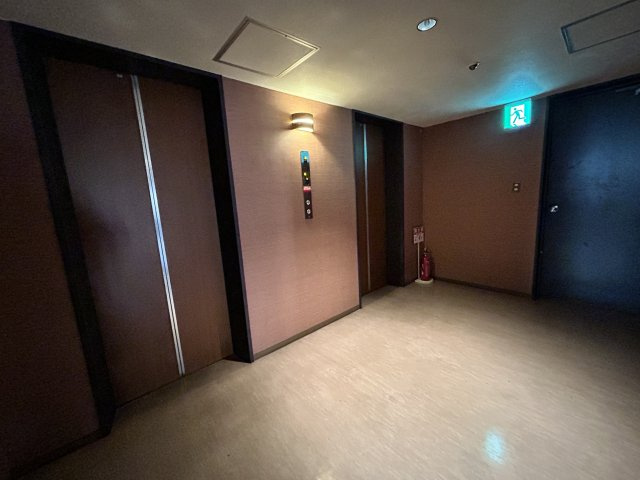 ニューギンザビル８号館　6FDのロビー