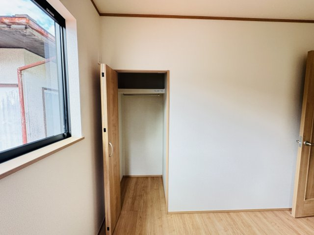 市川市本北方１丁目新築戸建【中山小学校：8分】の収納|5.25帖洋室収納