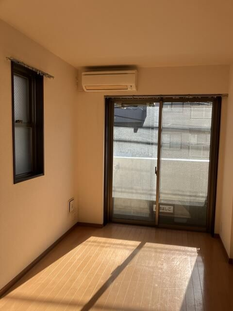 日暮里中央ＣＯＵＲＴ