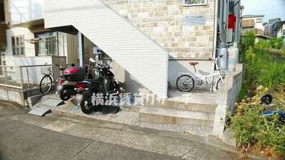 【エントランス】 | サニーウエル新横浜