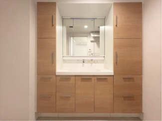 【独立洗面台】 | サンパーク南明町 | キャンペーン対象物件です♪詳細は弊社ホームページもしくはスタッフまでお気軽にお問合せ下さいませ♪ お役に立てる自信があります♪