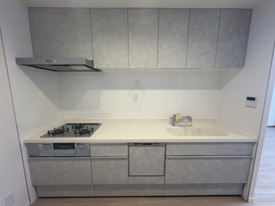 【キッチン】 | サンパーク南明町 | キャンペーン対象物件です♪詳細は弊社ホームページもしくはスタッフまでお気軽にお問合せ下さいませ♪ お役に立てる自信があります♪