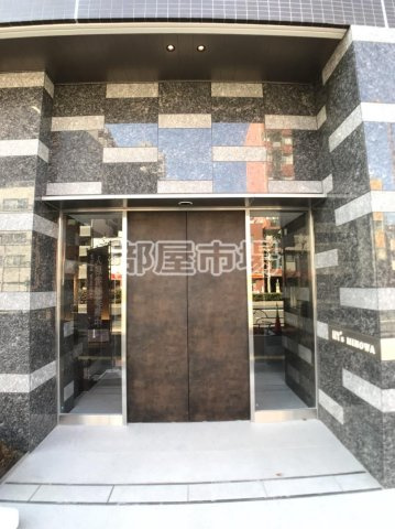 HY's三ノ輪のエントランス