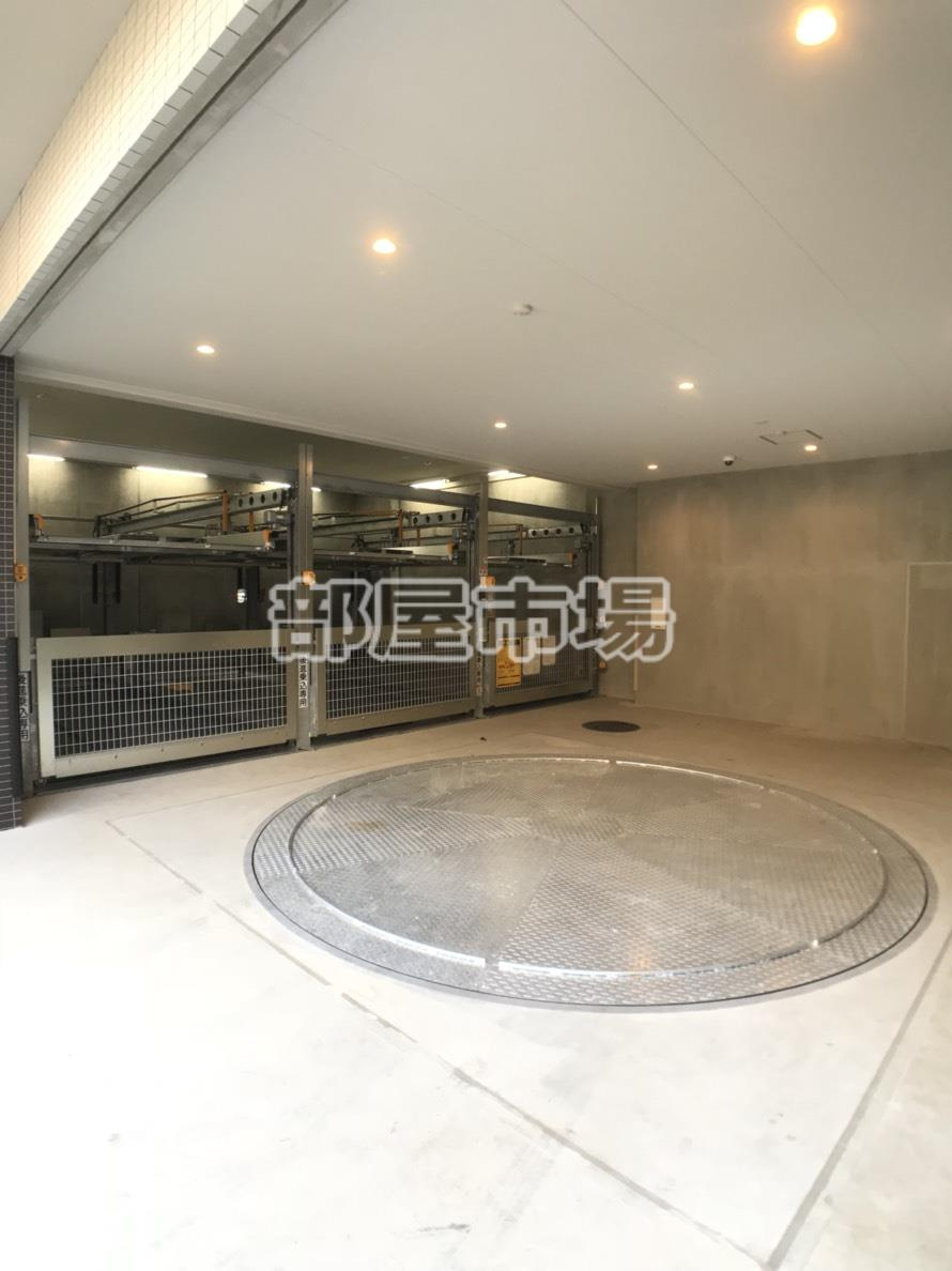 HY's三ノ輪の駐車場