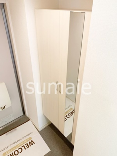 オークヒル大成の玄関|シューズボックスに鏡有！