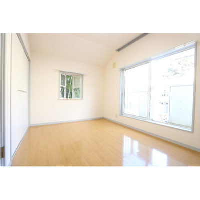 【洋室】 | キダカコーポ三ツ沢 | ２面採光の居室です！