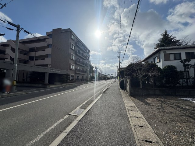 想定年間賃料150万　想定利回り8.33％　鉄骨鉄筋コンクリート造の周辺