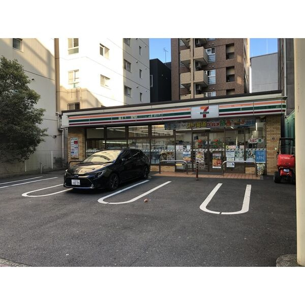 シャトー栄の周辺