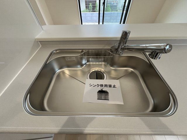 あきる野市引田　新築戸建全1棟のその他|浄水器付きシンク
