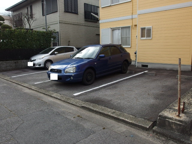 リバーパーク（板屋町）の駐車場