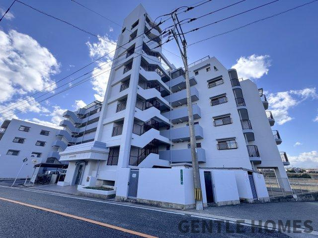 グランピア新宮の外観