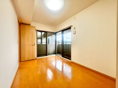 【洋室】 | ラフィーナ堺・光明池