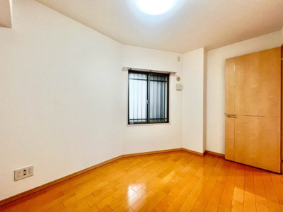 【洋室】 | ラフィーナ堺・光明池