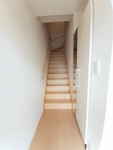 グラン　ノーヴァの玄関|きれいな玄関です