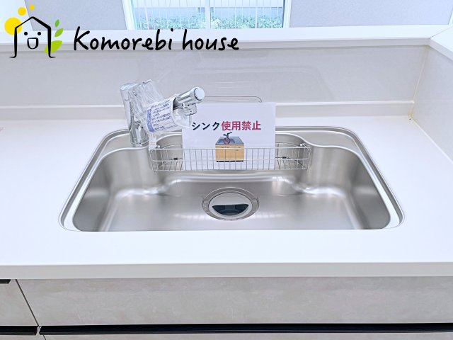 上尾市瓦葺　02期　新築一戸建て　リナージュ　01のキッチン|使いやすいキッチンです