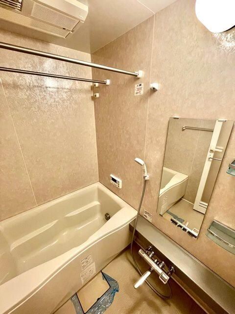 レジディア入谷の浴室