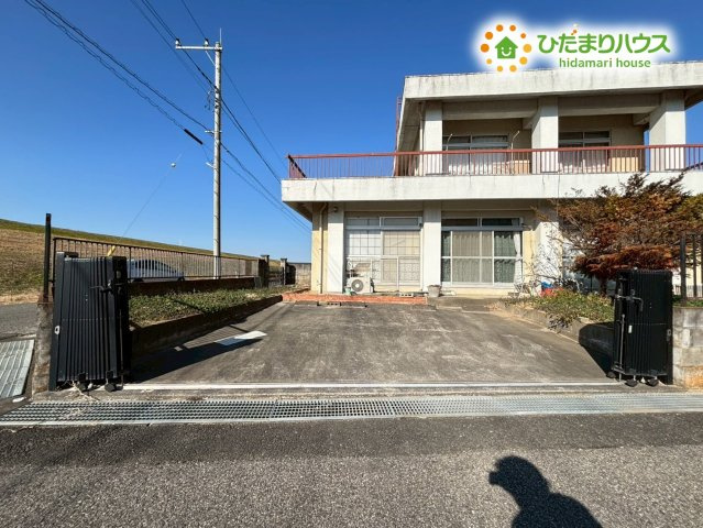 熊谷市久下　中古一戸建ての駐車場
