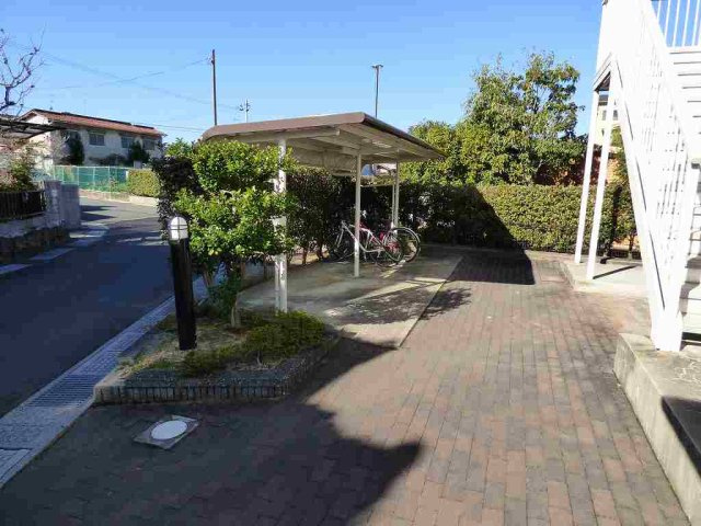 オーク鶏冠井のその他