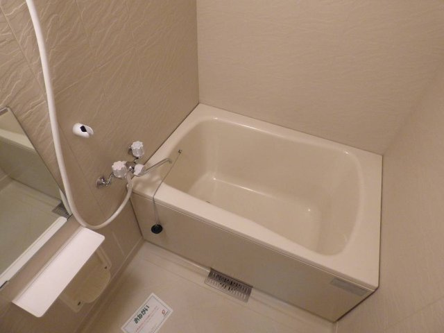 オーク鶏冠井の浴室