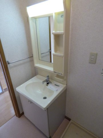 オーク鶏冠井の洗面所