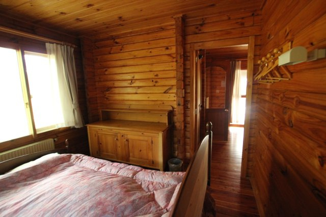 名鉄別荘地エリア　ログハウスの内装